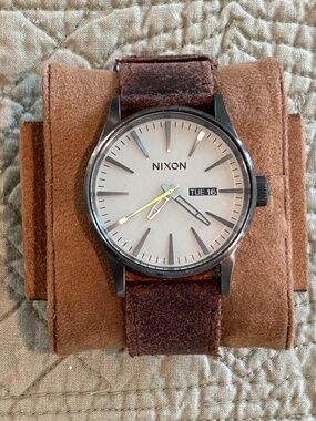 Nixon The Sentry Watch 42mm Case